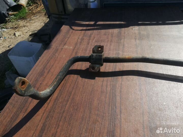 Стабилизатор передний Шкода Фабия 1