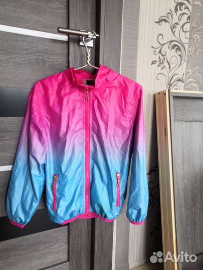 Ветровка для девочки