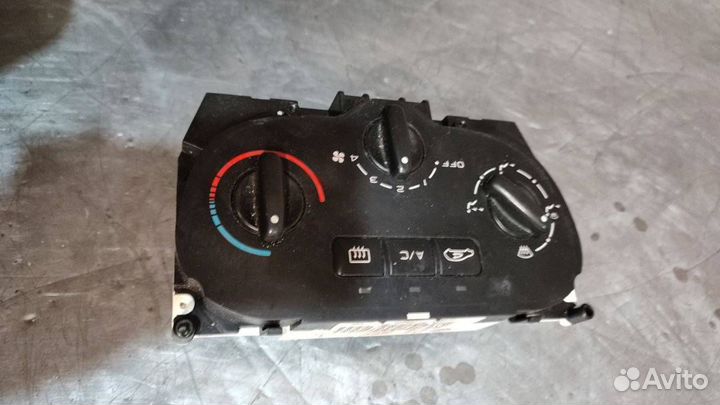 Блок управления отопителя Peugeot 307 2005