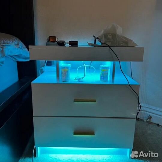 Тумба прикроватная