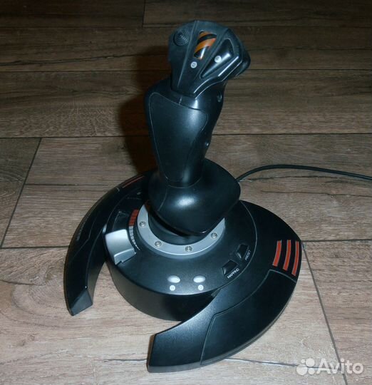 Джойстик Thrustmaster T-flight stick X
