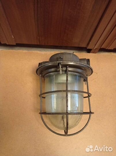 Фонарь уличный навесной СССР