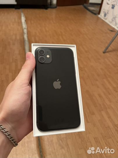 iPhone 11, 64 ГБ