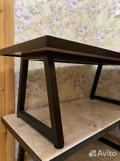 Стол из керамогранита