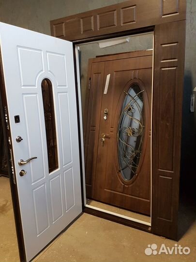 Стальная общая дверь с порошковой отделкой