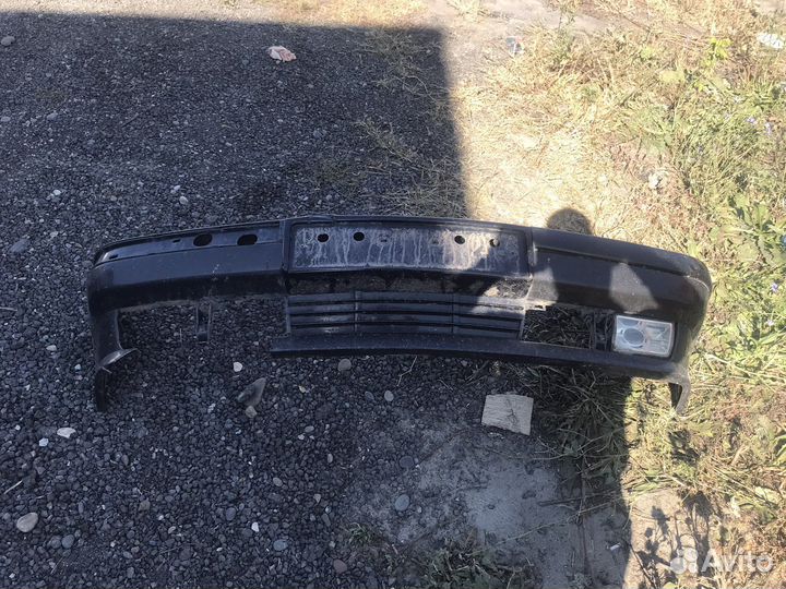 Бампер под ремонт на бмв е34