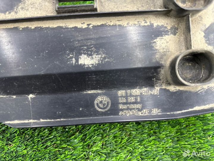 Планка радиатора Bmw 7 E66 N62B44 2002