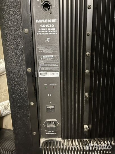Акустическая система Mackie SR1530
