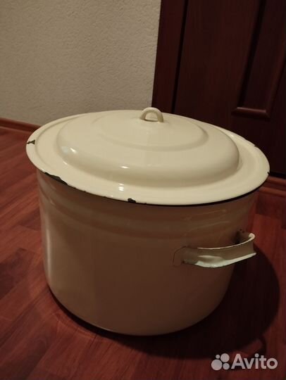 Кастрюля, ведро эмалированная