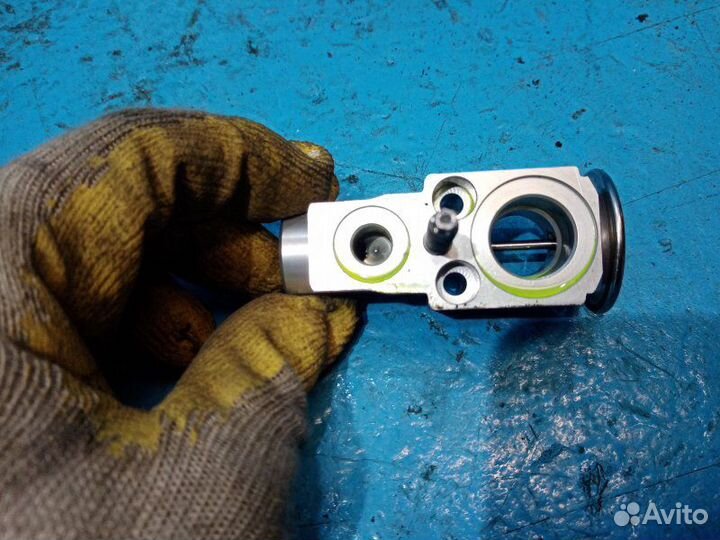 Клапан кондиционера Land Rover Range Rover Evoque