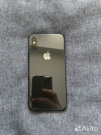 iPhone Xs, 64 ГБ