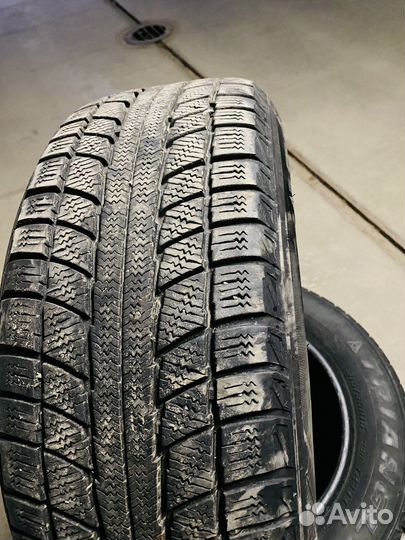 Triangle AdvanteX SUV TR259 215/60 R16