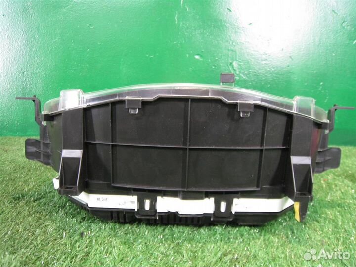 Приборная панель Toyota Auris E18 2015