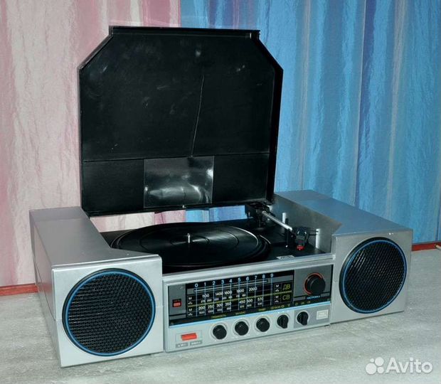 Стерео радиола Вега - 300