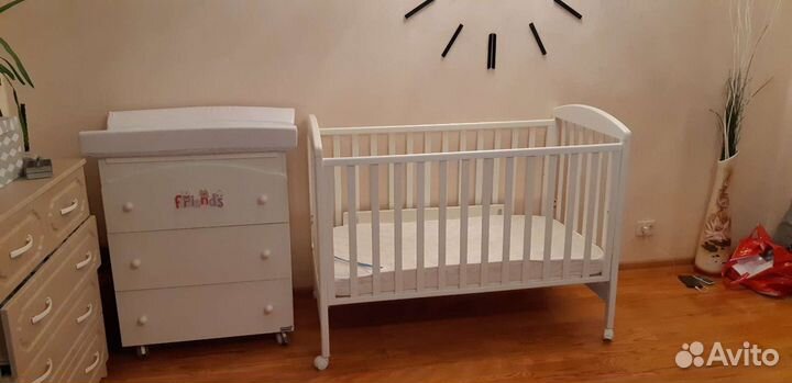 Комод с пеленальным столиком