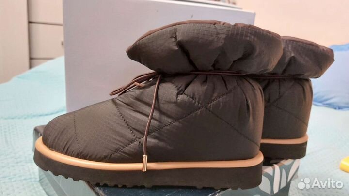 Сапоги женские дутики 39