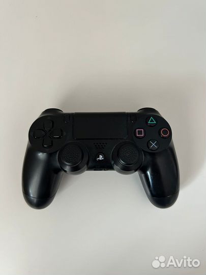Игровая приставка Sony PlayStation 4