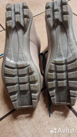 Лыжные ботинки классические