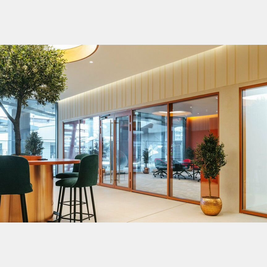 2-к. квартира, 87,6 м², 13/50 эт.