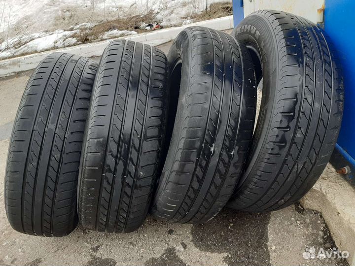 Maxtrek Maximus M1 205/65 R16 98