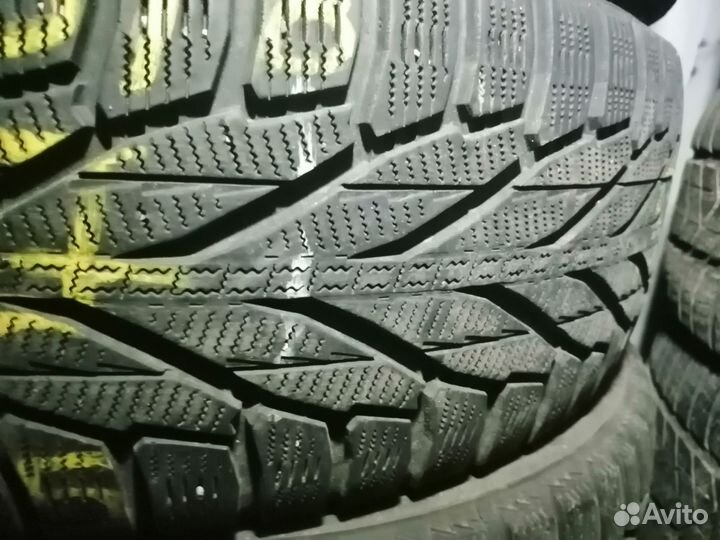 Nokian Tyres Hakkapeliitta R2 SUV 235/65 R18