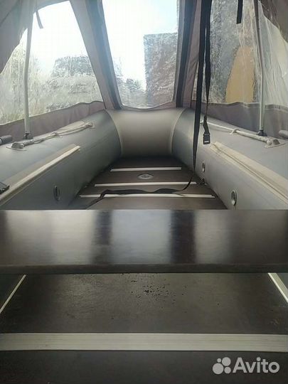 Лодка с тентом viking PRO 350