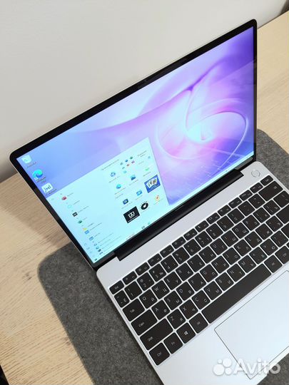 Huawei MateBook 13 WRT-W19 (2020)