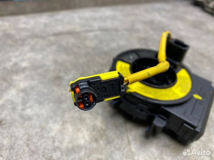 Шлейф подрулевой Hyundai I30 1.4 G4FA 2013