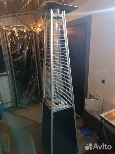 Уличный газовый обогреватель пирамида