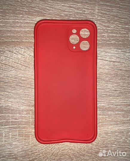 Чехол на iPhone 11 pro Силиконовый. Красный