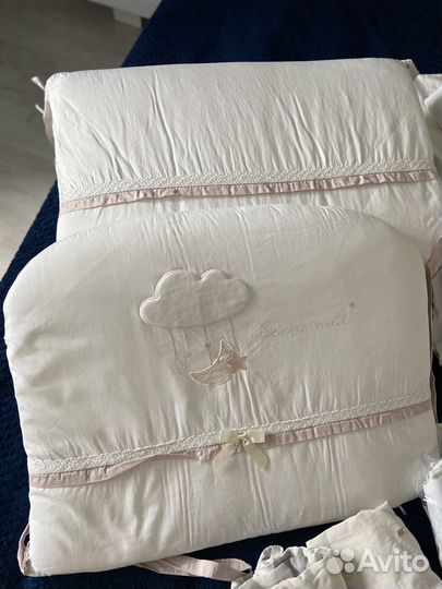 Бортики в кроватку и постельное белье