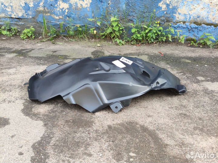 Подкрылок Мерседес 238 213 Рестайлинг 2019-2022