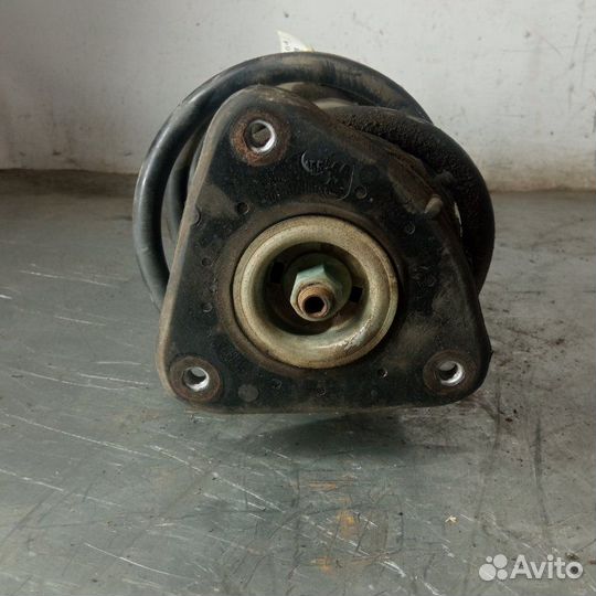 Амортизатор передний правый Mazda 3 BK 2003-2009