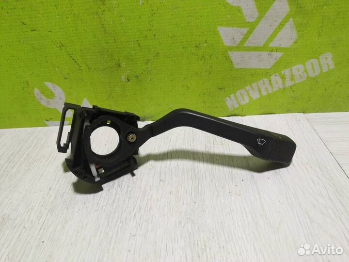 Переключатель стеклоочистителей Фольксваген Пасс