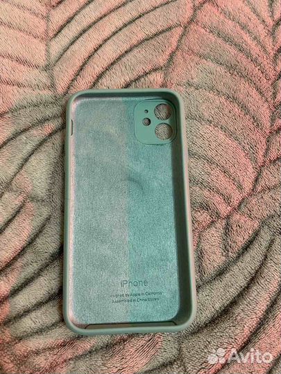 Чехол на iPhone 11