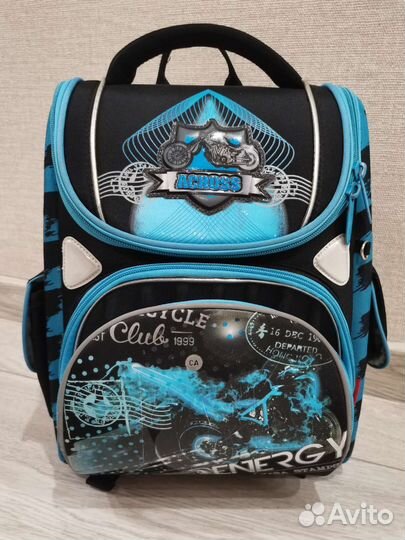 Школьный рюкзак для мальчика
