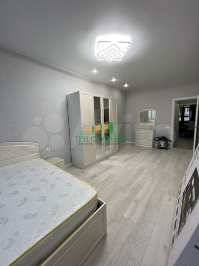 2-к. квартира, 52 м², 13/17 эт.