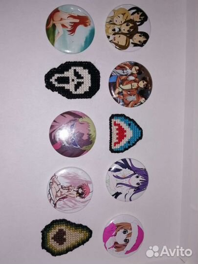 Аниме (и не только) значки