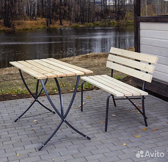 Стол садовый