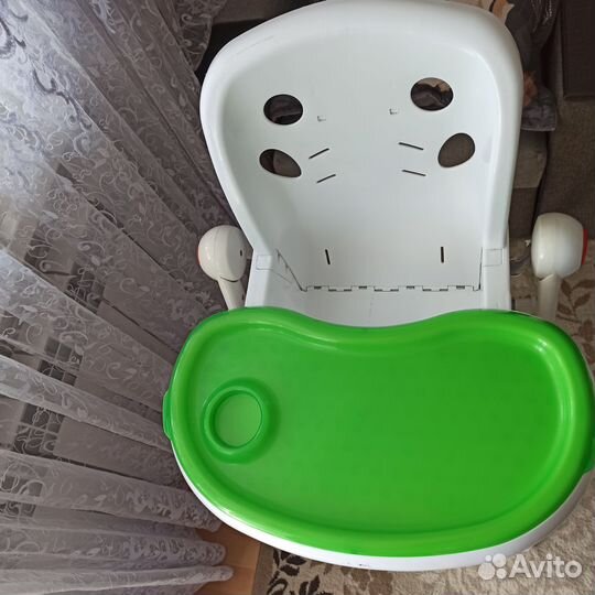 Стульчик для кормления capella