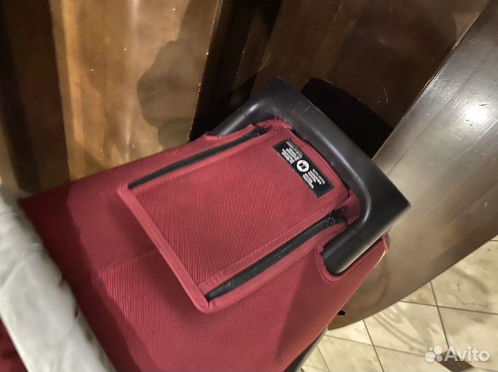 Автомобильное кресло