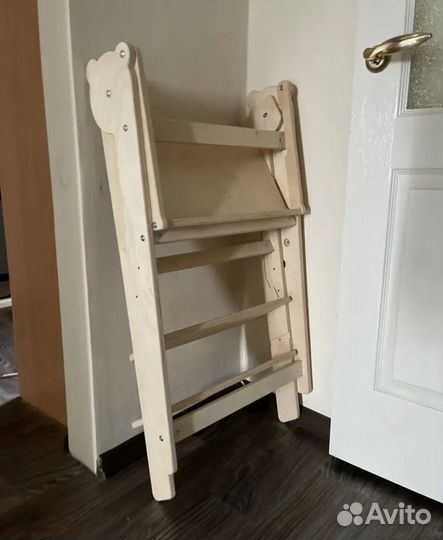 Башня помощника монтессори