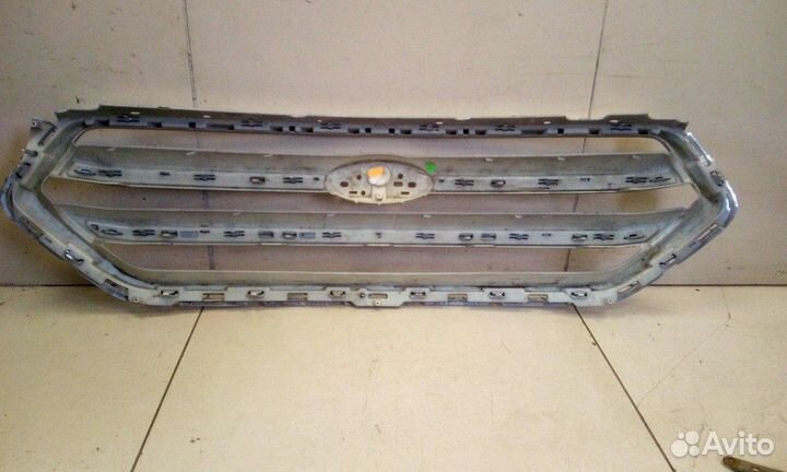 Решетка радиатора Ford Kuga