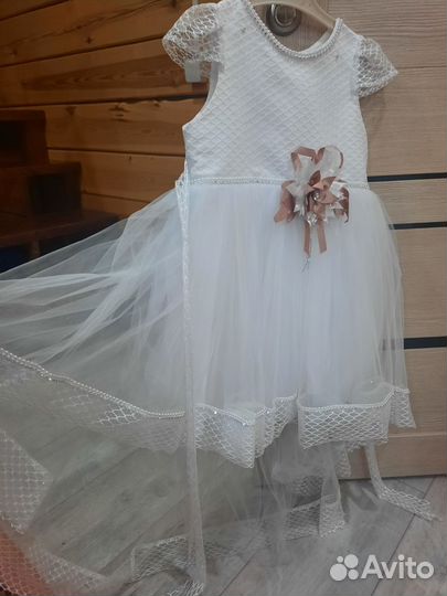 Нарядное платье для девочки 122 128