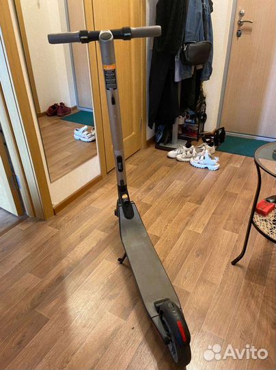Электросамокат ninebot