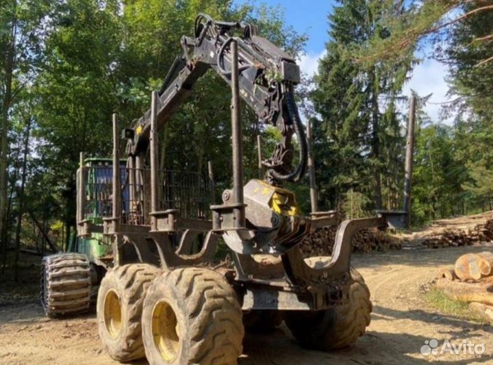 Форвардер John Deere 1510E IT4