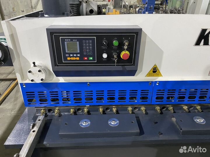 Гидравлическая гильотина QC11K-6X1600 with E21 sys