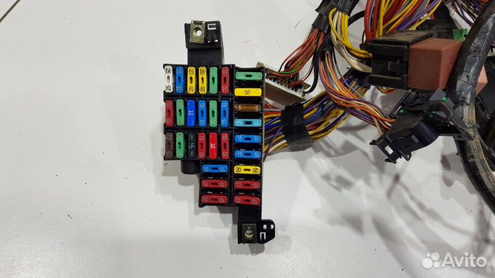 Электропроводка салонная (Renault Symbol)