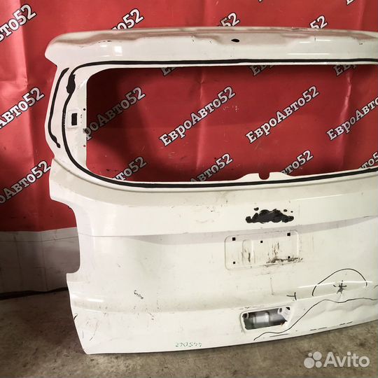 Крышка багажника Jeep Renegade