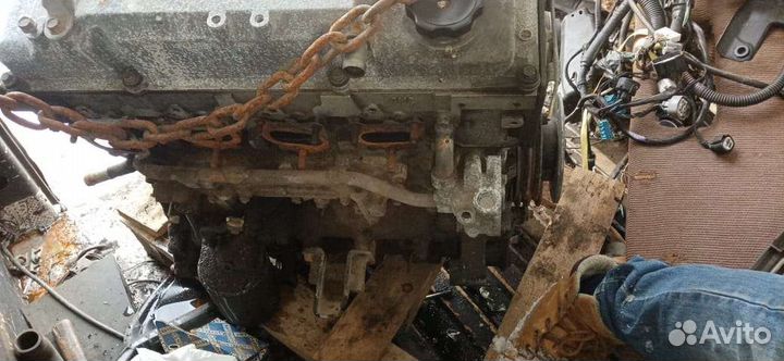 Двигатель 3.2 Mitsubishi